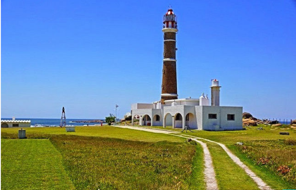Khám phá nét đẹp hoang sơ của ngôi làng Cabo Pilonio, Uruguay